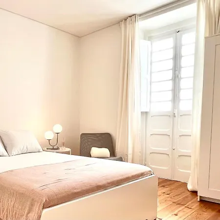 Portugalia Apartment *